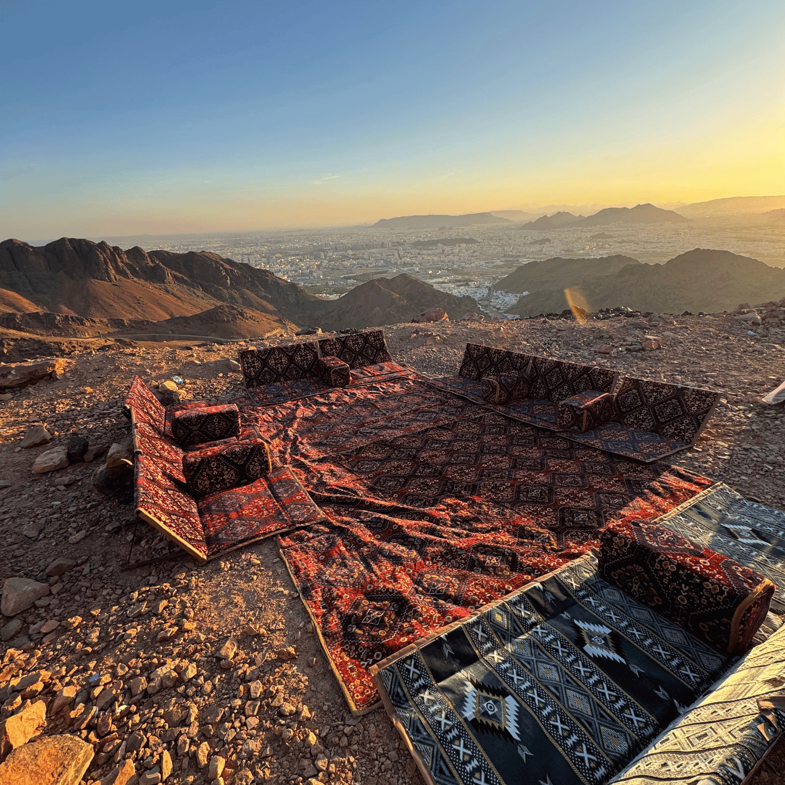 Mount Uhud Excursion - The Haramayn Guide